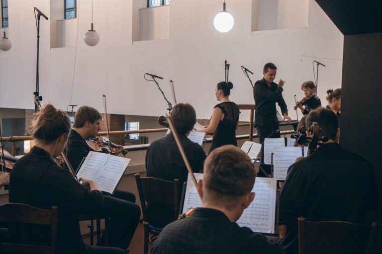 František Gregor Emmert: 25.&nbsp;symfonie pro violu, varhany, mezzosoprán a&nbsp;smyčce (světová premiéra)