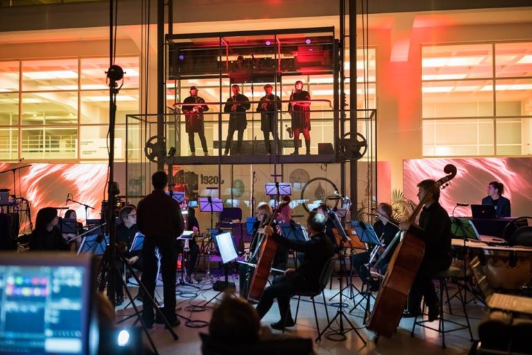 Krása dneška. Světová premiéra ve stylu site-specific – videomapping