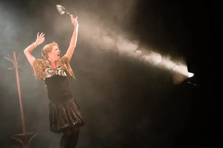 Grobiáni. Three new mini-operas performed by Ensemble Opera Diversa