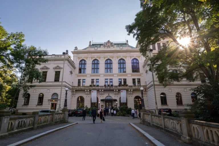 Jiří Gemrot: Pochovávání světla (světová premiéra)