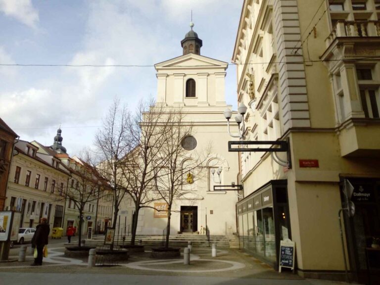 Vánoční koncert Jihočeské filharmonie: nová skladba Tomáše Borla