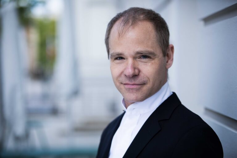 Ensemble Modern: premiéry skladeb Haštala Hapky, Jana Ryanta Dřízala a&nbsp;Pavla Šabackého