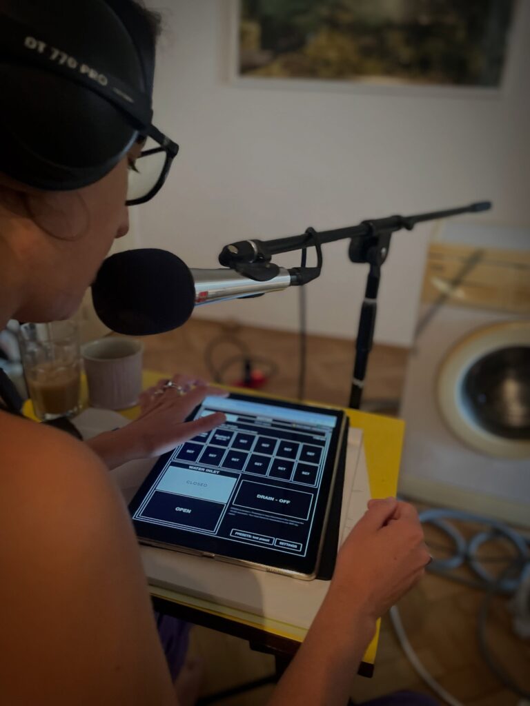 Annabelle Plum: Composition for Washing Machine and Voice (world premiere)